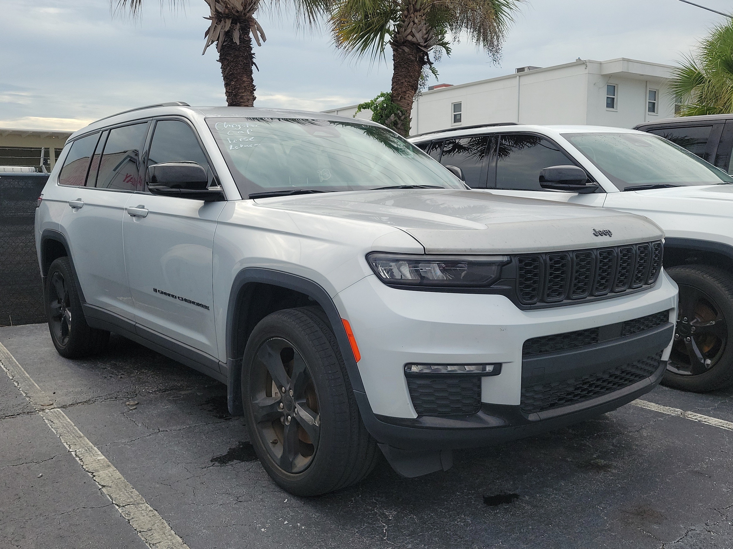 jeep grand cherokee l 2023 1C4RJKBG8P8754057 image jeep grand cherokee l 2023 1C4RJKBG8P8754057 image